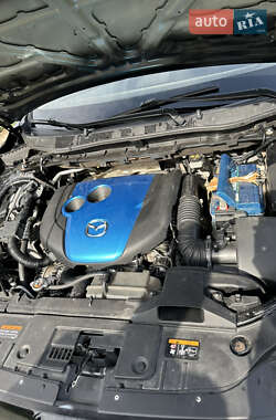 Внедорожник / Кроссовер Mazda CX-5 2012 в 