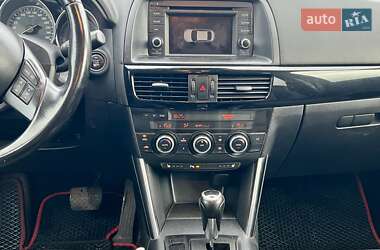 Позашляховик / Кросовер Mazda CX-5 2013 в 