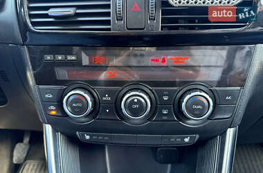 Позашляховик / Кросовер Mazda CX-5 2012 в 