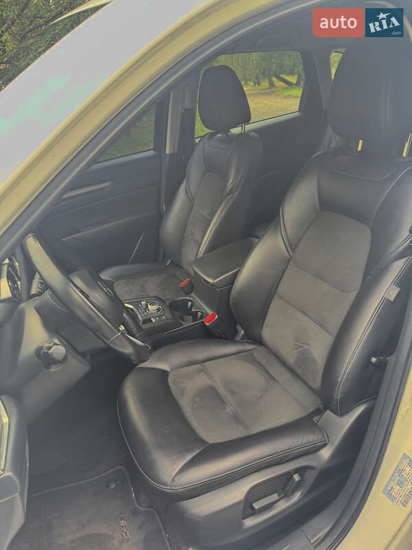 Внедорожник / Кроссовер Mazda CX-5 2018 в Емильчине
