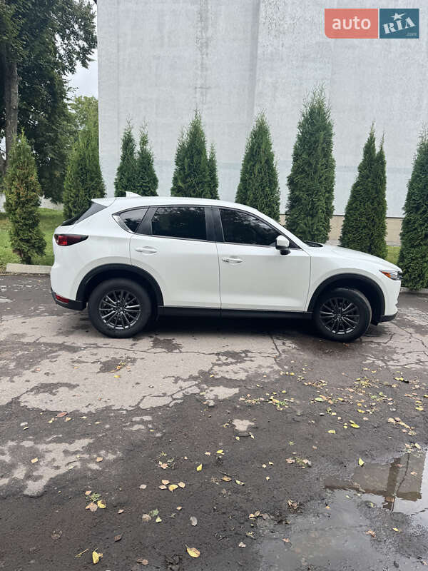 Внедорожник / Кроссовер Mazda CX-5 2018 в Емильчине