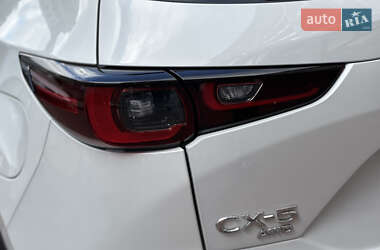 Внедорожник / Кроссовер Mazda CX-5 2024 в 