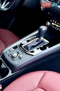 Внедорожник / Кроссовер Mazda CX-5 2024 в 