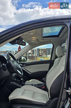 Внедорожник / Кроссовер Mazda CX-5 2016 в 