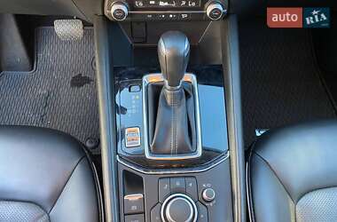 Внедорожник / Кроссовер Mazda CX-5 2023 в 