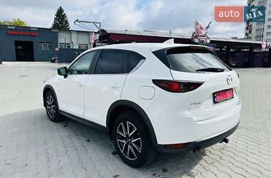 Позашляховик / Кросовер Mazda CX-5 2018 в 