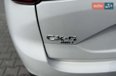 Внедорожник / Кроссовер Mazda CX-5 2023 в 