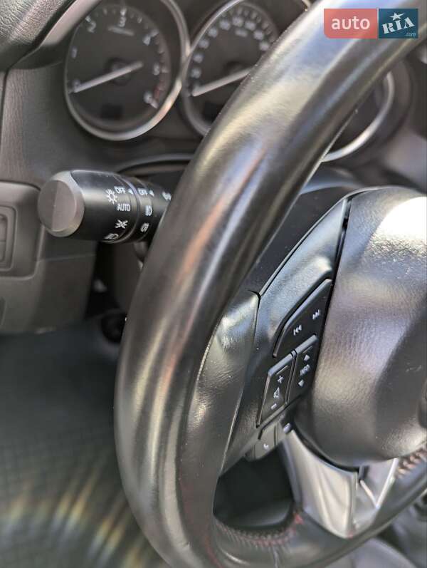 Позашляховик / Кросовер Mazda CX-5 2014 в Дубні