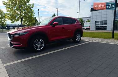 Внедорожник / Кроссовер Mazda CX-5 2017 в 