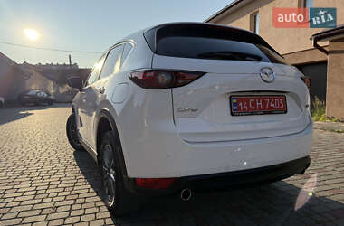Внедорожник / Кроссовер Mazda CX-5 2018 в 