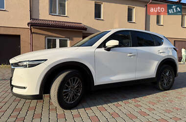 Внедорожник / Кроссовер Mazda CX-5 2018 в 