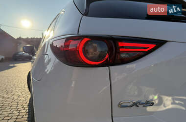 Внедорожник / Кроссовер Mazda CX-5 2018 в 