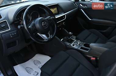 Позашляховик / Кросовер Mazda CX-5 2016 в 