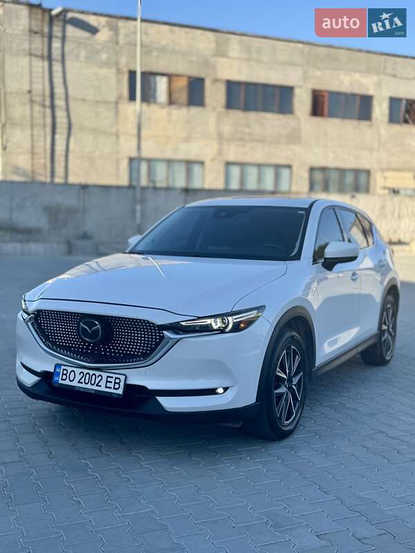 Внедорожник / Кроссовер Mazda CX-5 2017 в 