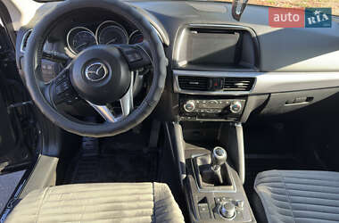 Позашляховик / Кросовер Mazda CX-5 2015 в 