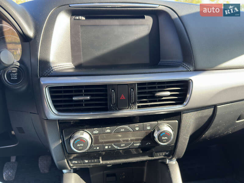 Внедорожник / Кроссовер Mazda CX-5 2015 в Каменском