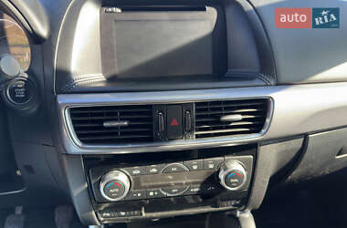 Позашляховик / Кросовер Mazda CX-5 2015 в 