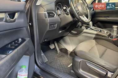 Позашляховик / Кросовер Mazda CX-5 2018 в 