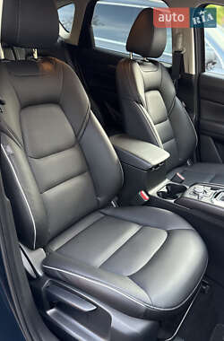 Внедорожник / Кроссовер Mazda CX-5 2023 в 