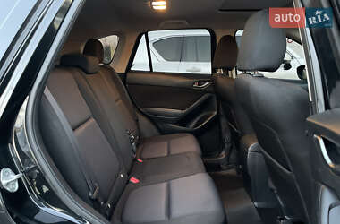 Позашляховик / Кросовер Mazda CX-5 2015 в 