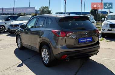 Позашляховик / Кросовер Mazda CX-5 2016 в 