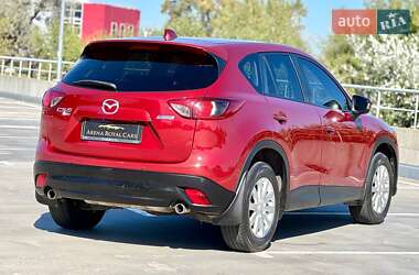 Позашляховик / Кросовер Mazda CX-5 2012 в 