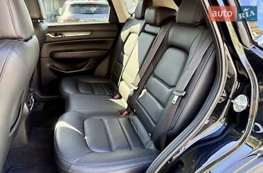Позашляховик / Кросовер Mazda CX-5 2020 в 