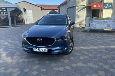 Позашляховик / Кросовер Mazda CX-5 2020 в 
