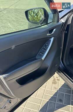 Внедорожник / Кроссовер Mazda CX-5 2015 в 