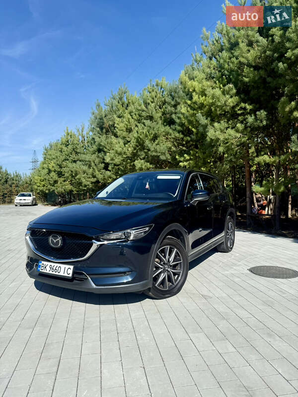 Позашляховик / Кросовер Mazda CX-5 2017 в Луцьку