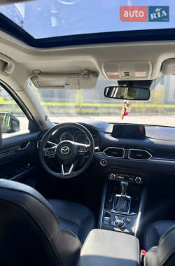 Внедорожник / Кроссовер Mazda CX-5 2017 в 