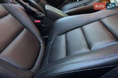 Позашляховик / Кросовер Mazda CX-5 2014 в 