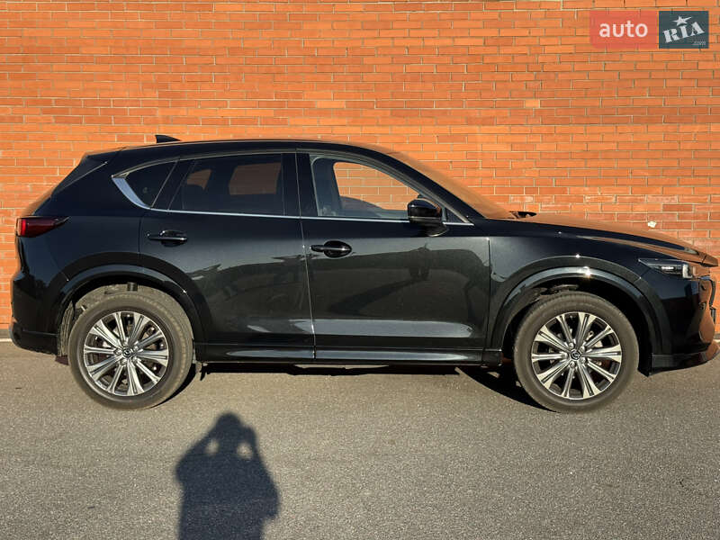 Внедорожник / Кроссовер Mazda CX-5 2024 в Киеве