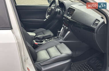 Позашляховик / Кросовер Mazda CX-5 2012 в 