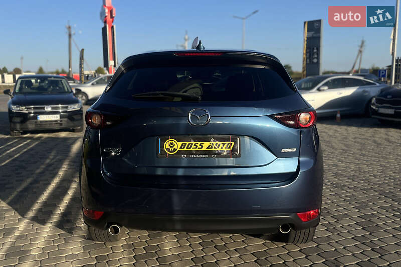 Позашляховик / Кросовер Mazda CX-5 2018 в Мукачевому