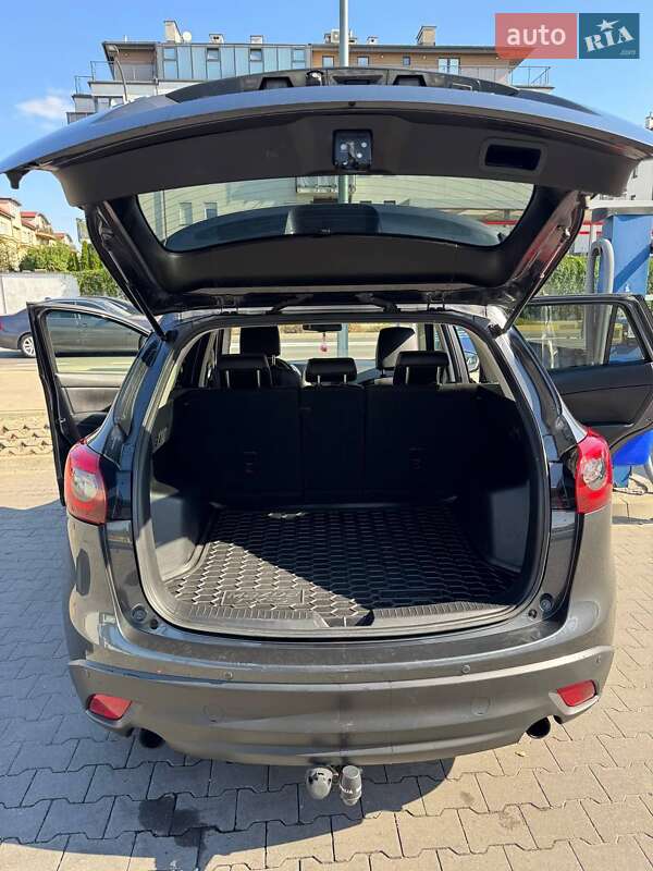 Позашляховик / Кросовер Mazda CX-5 2015 в Рівному