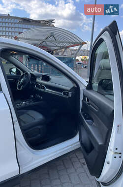 Позашляховик / Кросовер Mazda CX-5 2017 в 