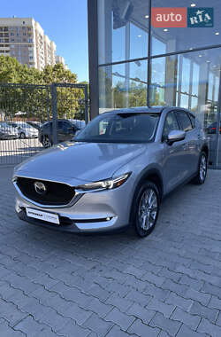 Позашляховик / Кросовер Mazda CX-5 2021 в 