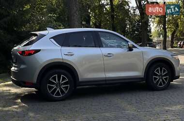 Внедорожник / Кроссовер Mazda CX-5 2017 в 