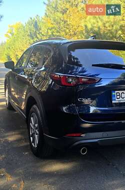 Внедорожник / Кроссовер Mazda CX-5 2023 в 