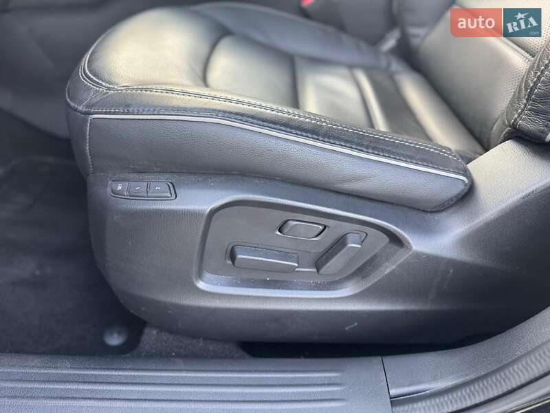 Позашляховик / Кросовер Mazda CX-5 2024 в Новомосковську