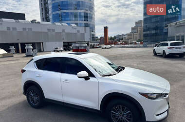 Позашляховик / Кросовер Mazda CX-5 2019 в 