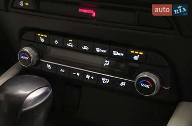 Позашляховик / Кросовер Mazda CX-5 2022 в 