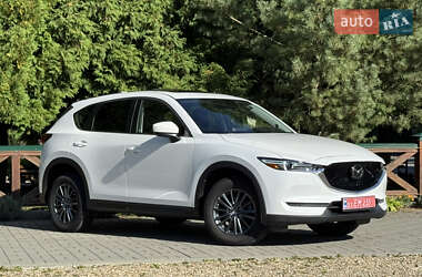 Позашляховик / Кросовер Mazda CX-5 2019 в 