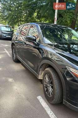 Позашляховик / Кросовер Mazda CX-5 2020 в 