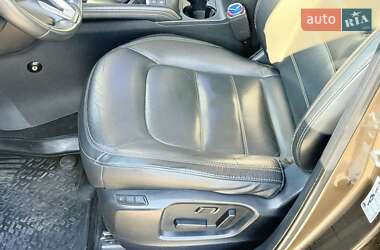 Позашляховик / Кросовер Mazda CX-5 2018 в 