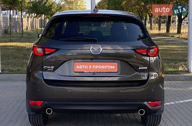 Позашляховик / Кросовер Mazda CX-5 2018 в 