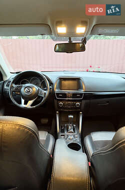 Позашляховик / Кросовер Mazda CX-5 2015 в 