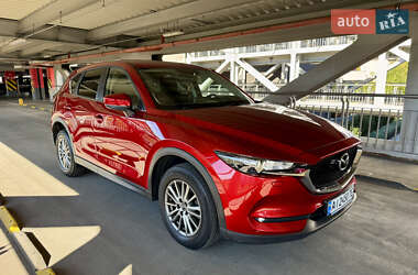 Позашляховик / Кросовер Mazda CX-5 2017 в 
