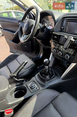 Позашляховик / Кросовер Mazda CX-5 2014 в 